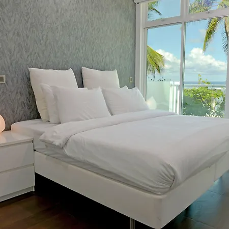 Airport Beach Hotel-2